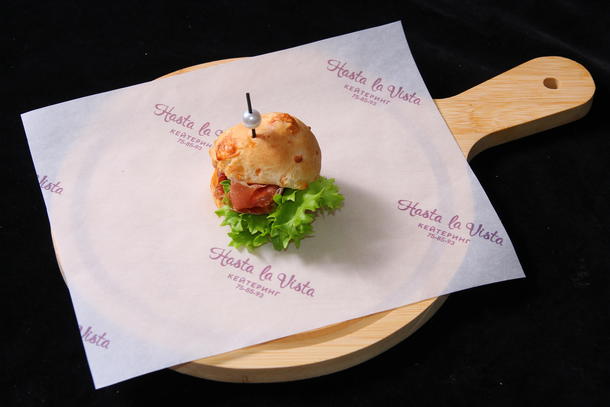 Булочка кежо с хамоном