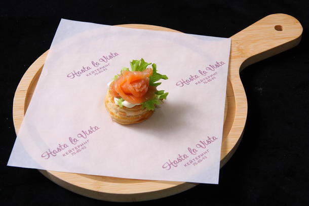 Волованы с сёмгой и сыром