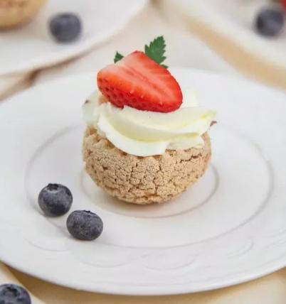 Десерт Шу "Карамель"