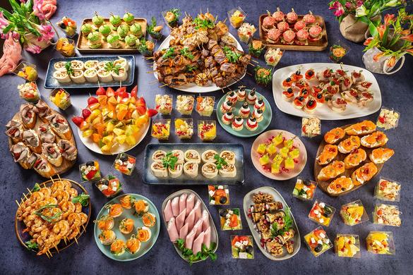 Аренды скатертей тут нет. Организация кейтеринга под ключ