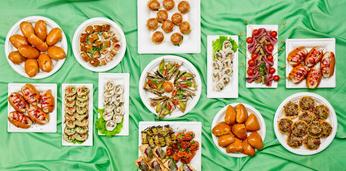 Доставка блюд и напитков на 42 персоны